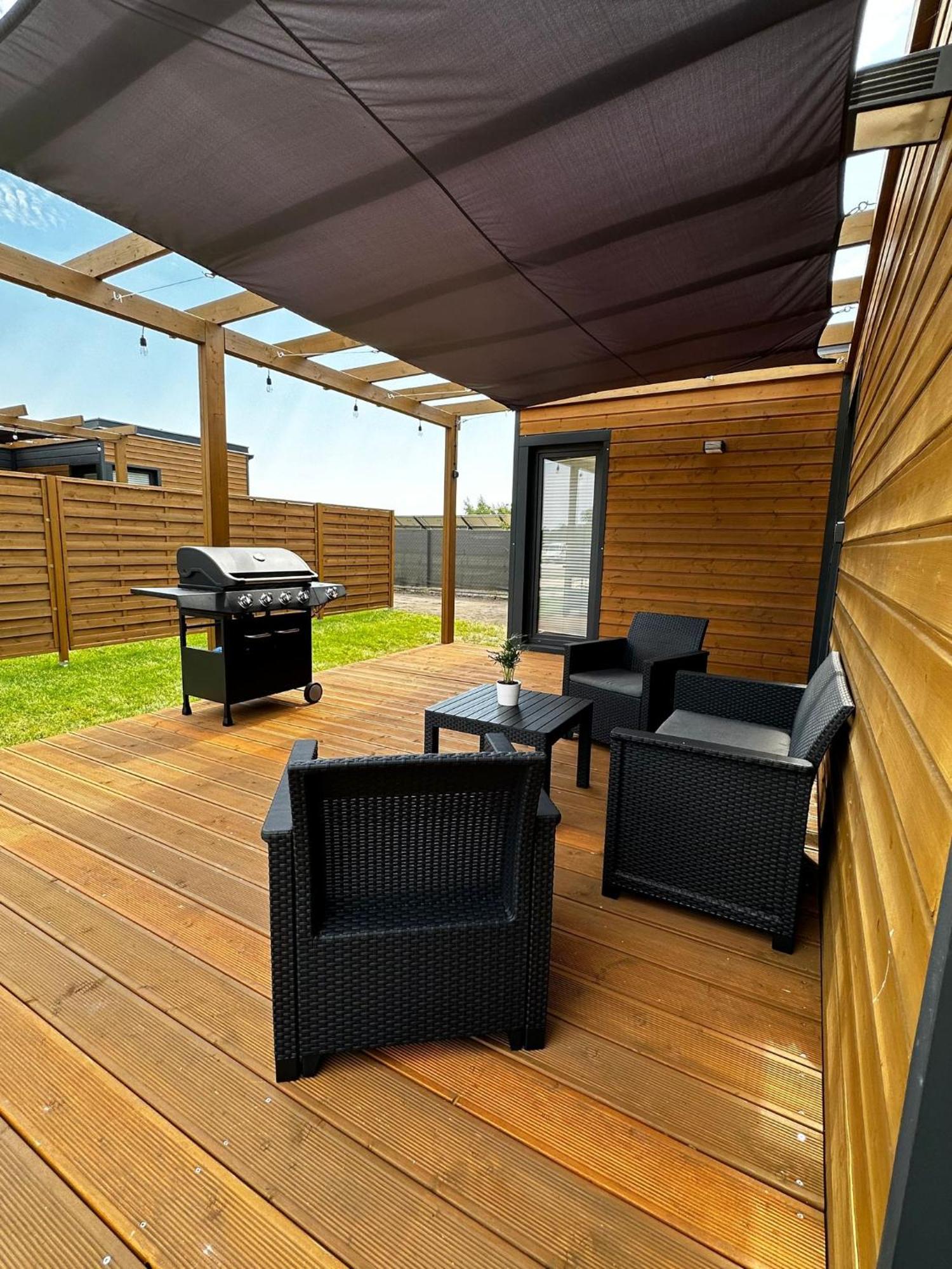 Sun House Villa Wrecza Luaran gambar